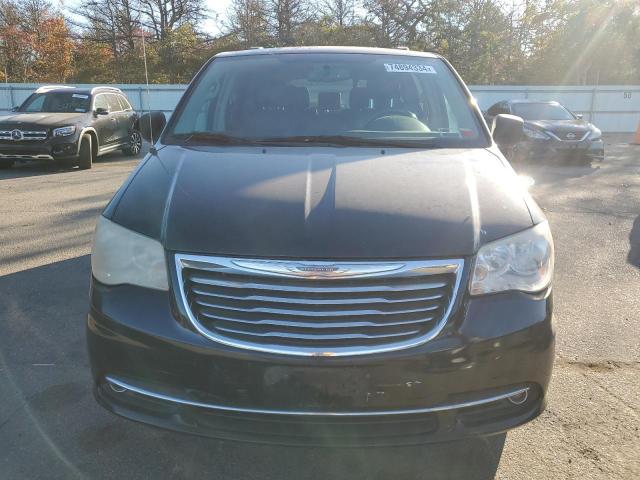 Photo 5 from auction – 2014 CHRYSLER TOWN & COU with VIN 2C4RC1BG8ER277829