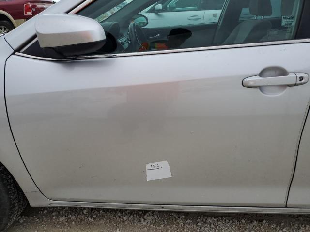 Photo 12 from auction – 2012 TOYOTA CAMRY HYBR with VIN 4T1BD1FK3CU024149