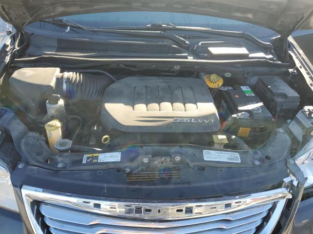 Photo 12 from auction – 2016 CHRYSLER TOWN & COU with VIN 2C4RC1BG3GR142339