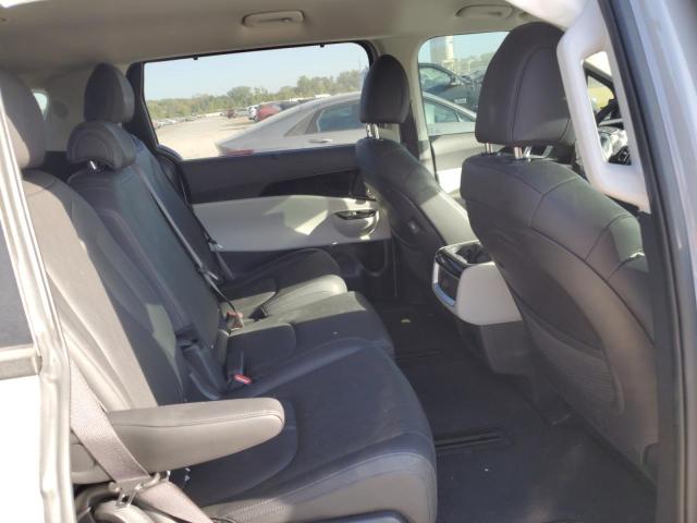 Photo 11 from auction – 2024 KIA CARNIVAL E with VIN KNDNC5H37R6431082