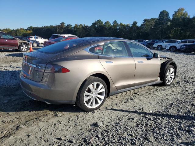 Photo 3 from auction – 2015 TESLA MODEL S 90 with VIN 5YJSA1V22FF099467