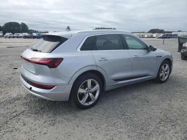Photo 3 from auction – 2019 AUDI E-TRON PRE with VIN WA1LAAGE8KB010276