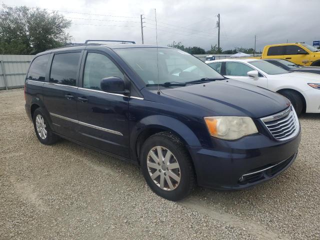 Photo 4 from auction – 2014 CHRYSLER TOWN & COU with VIN 2C4RC1BG2ER404073
