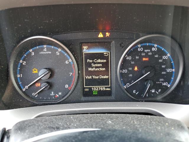 Photo 9 from auction – 2018 TOYOTA RAV4 LE with VIN JTMZFREV2JJ176980