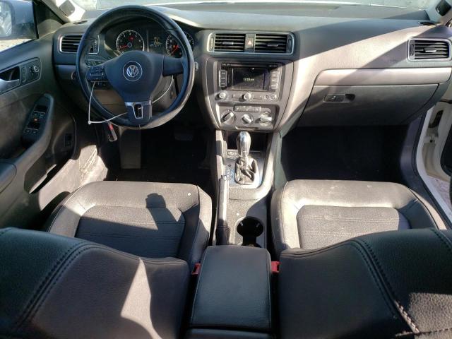 Photo 8 from auction – 2014 VOLKSWAGEN JETTA with VIN 3VWL17AJ7EM419796