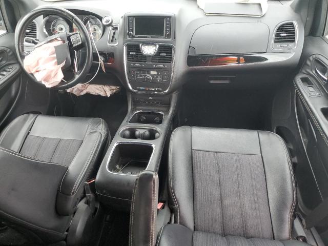 Photo 8 from auction – 2015 CHRYSLER TOWN & COU with VIN 2C4RC1HG3FR522335