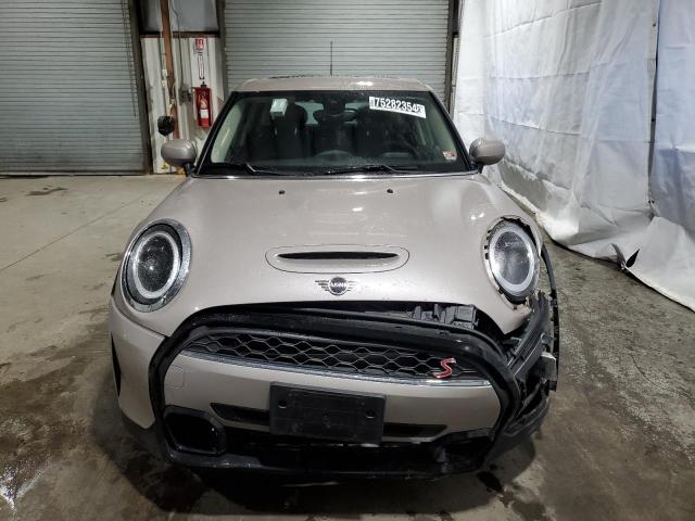 Photo 5 from auction – 2024 MINI COOPER S with VIN WMW53DK09R2V18530