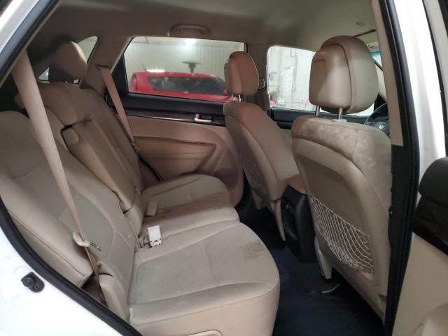 Photo 11 from auction – 2015 KIA SORENTO LX with VIN 5XYKT3A60FG660370