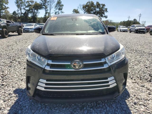 Photo 5 from auction – 2017 TOYOTA HIGHLANDER with VIN 5TDZZRFH3HS199942