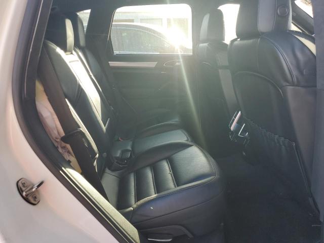 Photo 11 from auction – 2011 PORSCHE CAYENNE TU with VIN WP1AC2A2XBLA88157