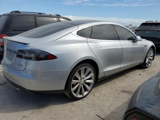 Photo 3 from auction – 2015 TESLA MODEL S 85 with VIN 5YJSA1H27FFP80090