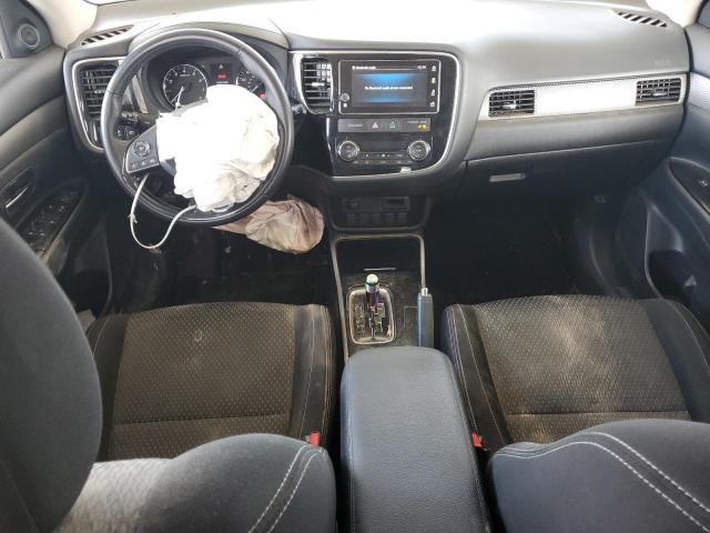 Photo 8 from auction – 2017 MITSUBISHI OUTLANDER with VIN JA4AD3A36HZ050700