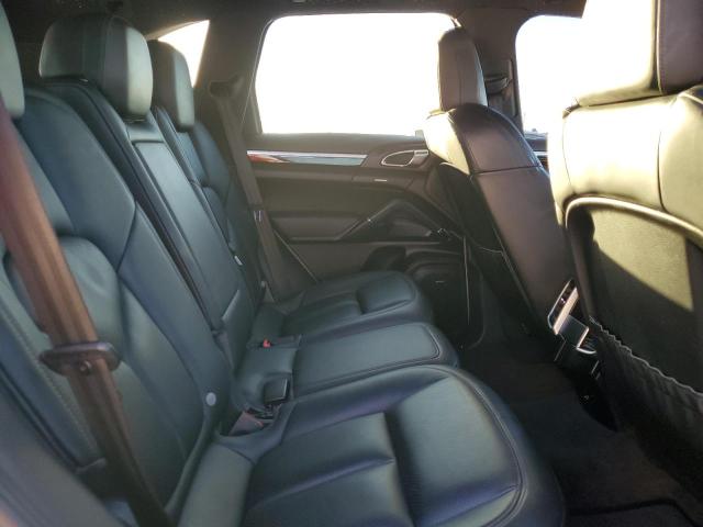 Photo 11 from auction – 2016 PORSCHE CAYENNE S with VIN WP1AB2A22GLA93931