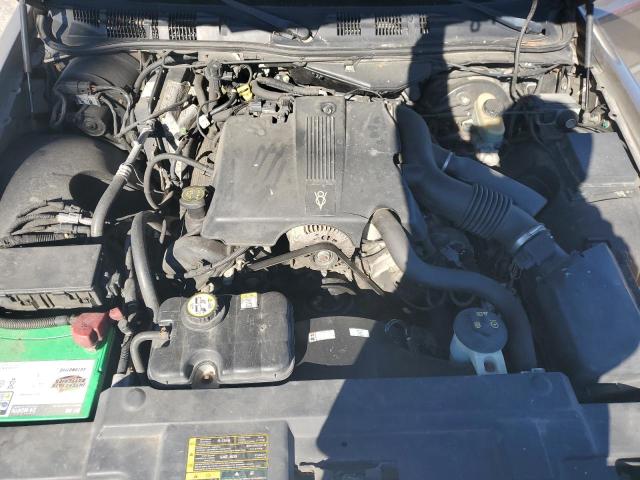 Photo 11 from auction – 2003 MERCURY GRAND MARQ with VIN 2MEFM74W63X603741