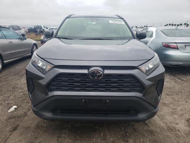 Photo 5 from auction – 2019 TOYOTA RAV4 LE with VIN JTMF1RFV7KD501140