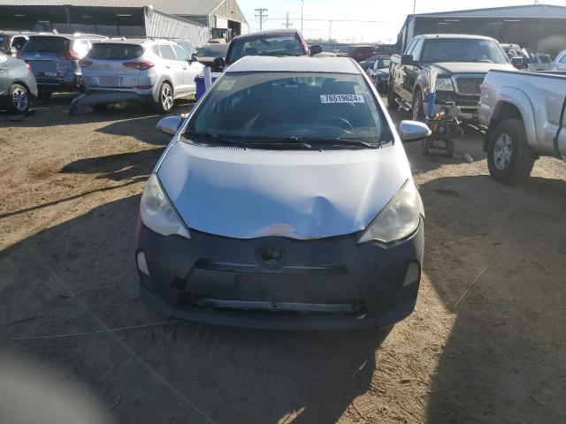Photo 5 from auction – 2014 TOYOTA PRIUS C with VIN JTDKDTB33E1075346