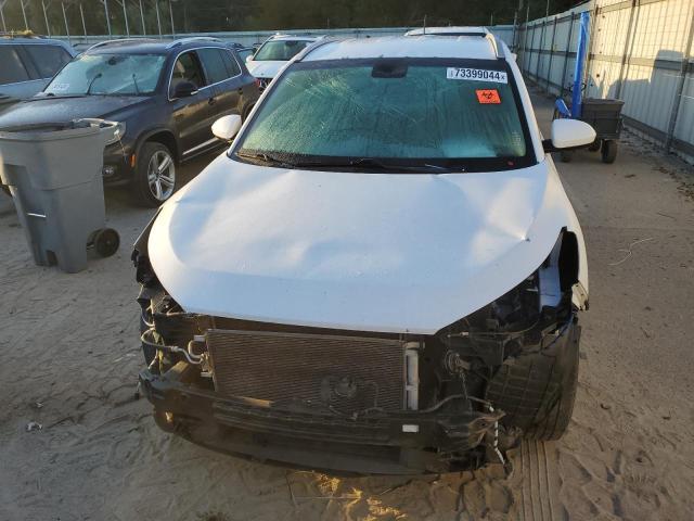Photo 5 from auction – 2017 HYUNDAI TUCSON LIM with VIN KM8J33A43HU451292