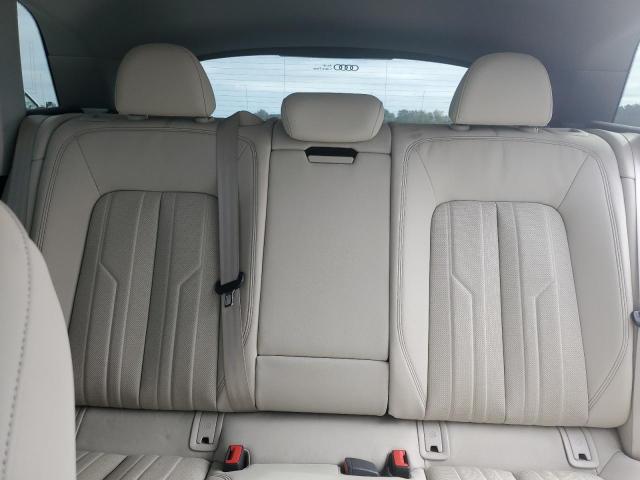 Photo 10 from auction – 2019 AUDI E-TRON PRE with VIN WA1LAAGE8KB010276
