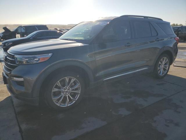 FORD EXPLORER X 2020 with VIN 1FMSK7DH1LGB04001 - Photo from auction