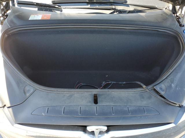 Photo 12 from auction – 2016 TESLA MODEL X with VIN 5YJXCAE29GF004307