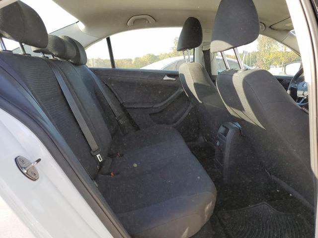 Photo 10 from auction – 2015 VOLKSWAGEN JETTA BASE with VIN 3VW2K7AJ4FM224247