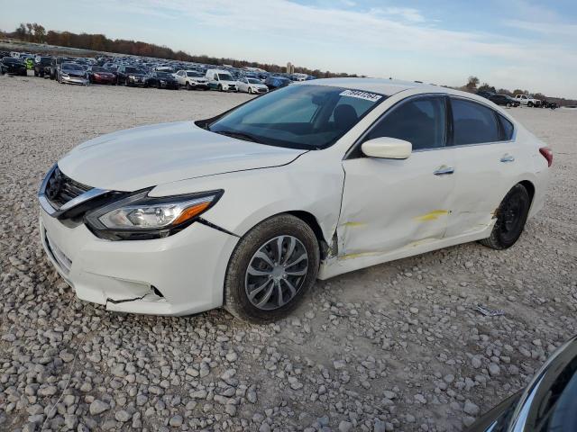 NISSAN ALTIMA 2.5 2016 with VIN 1N4AL3AP1GN354704 - Photo from auction