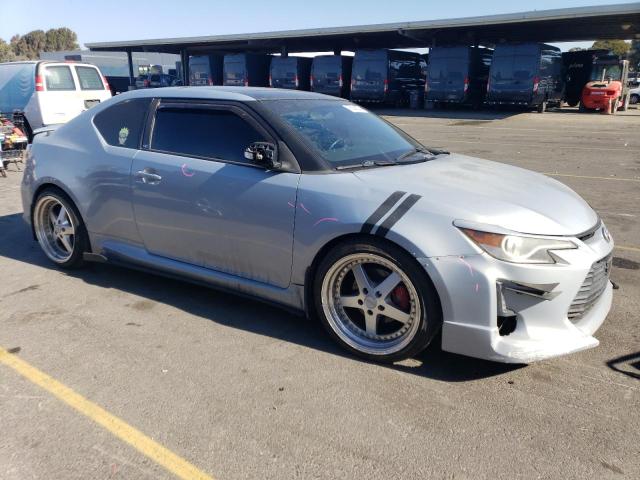 Photo 4 from auction – 2014 TOYOTA SCION TC with VIN JTKJF5C70E3068497