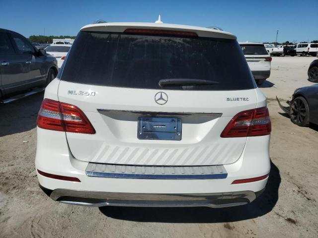 Photo 6 from auction – 2015 MERCEDES-BENZ ML 250 BLU with VIN 4JGDA0EB4FA560031