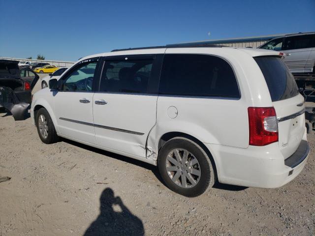 Photo 2 from auction – 2016 CHRYSLER TOWN & COU with VIN 2C4RC1BG9GR208375