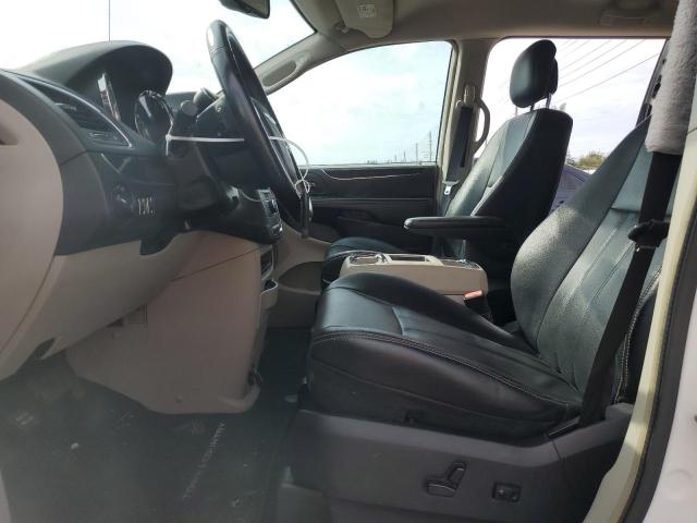 Photo 7 from auction – 2014 CHRYSLER TOWN & COU with VIN 2C4RC1BG1ER208254