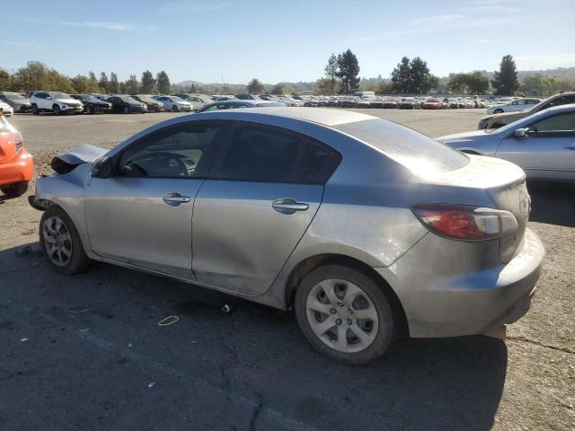 Photo 2 from auction – 2011 MAZDA 3 I with VIN JM1BL1UF8B1378956