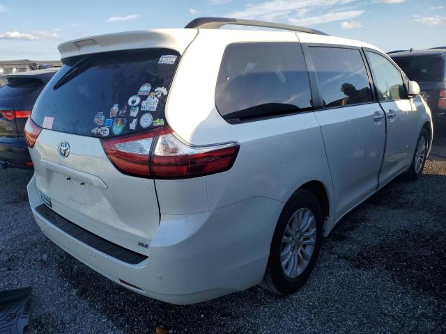 Photo 3 from auction – 2015 TOYOTA SIENNA XLE with VIN 5TDYK3DC1FS654885