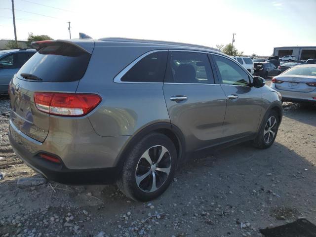 Photo 3 from auction – 2016 KIA SORENTO EX with VIN 5XYPH4A52GG169076