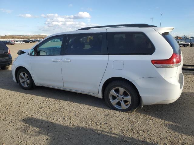 Photo 2 from auction – 2011 TOYOTA SIENNA BAS with VIN 5TDKA3DC4BS005603