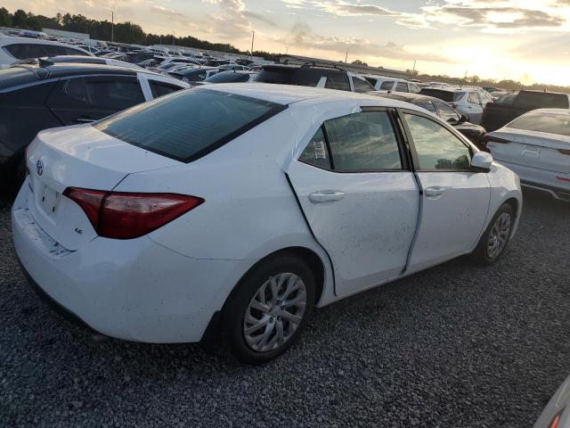 Photo 3 from auction – 2018 TOYOTA COROLLA L with VIN 2T1BURHE9JC097000