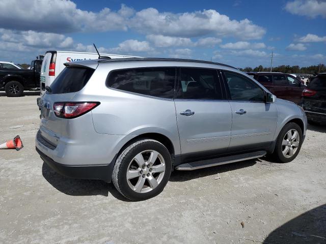 Photo 3 from auction – 2017 CHEVROLET TRAVERSE L with VIN 1GNKRGKD8HJ353669