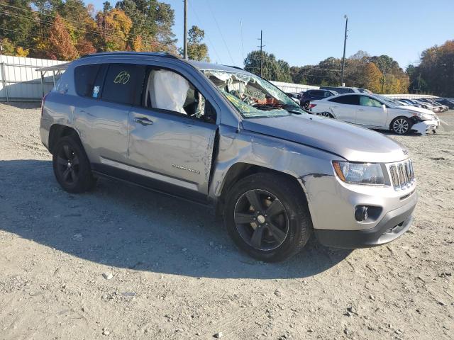 Photo 4 from auction – 2015 JEEP COMPASS LA with VIN 1C4NJDEB1FD189490