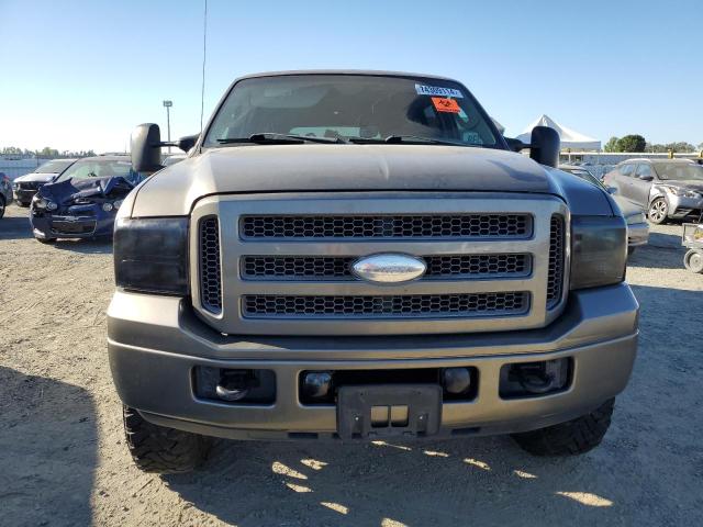 Photo 5 from auction – 2005 FORD EXCURSION with VIN 1FMSU43P05ED40154