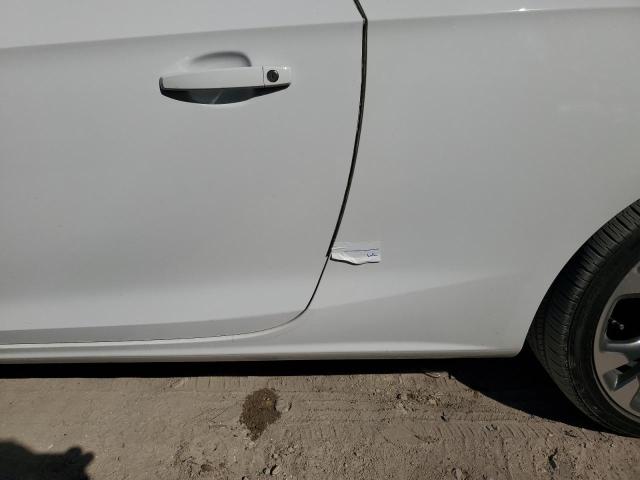 Фото 12 с аукциона – 2018 BUICK CASCADA PR с VIN W04WH3N50JG040347