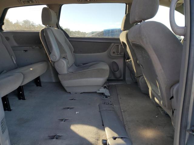 Photo 11 from auction – 2004 TOYOTA SIENNA CE with VIN 5TDZA23C54S149819