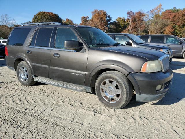 Photo 4 from auction – 2005 LINCOLN NAVIGATOR with VIN 5LMFU28555LJ00538