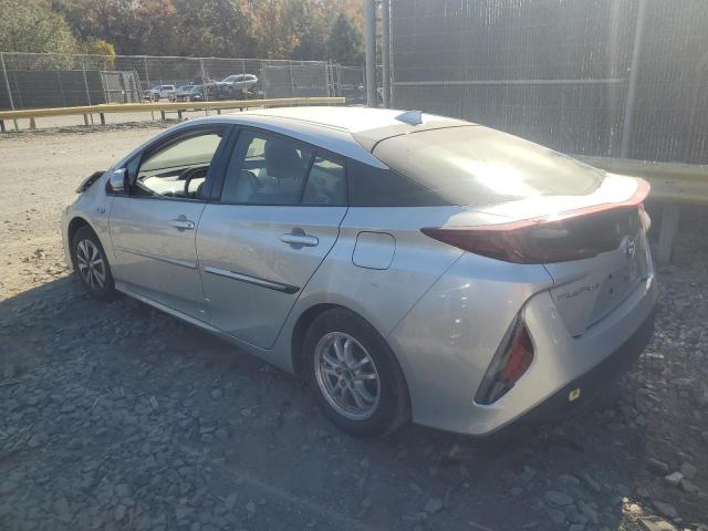 Photo 2 from auction – 2017 TOYOTA PRIUS PRIM with VIN JTDKARFP2H3038712