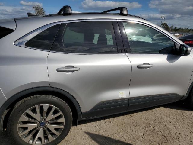 Photo 13 from auction – 2020 FORD ESCAPE TIT with VIN 1FMCU9DZ9LUC38470