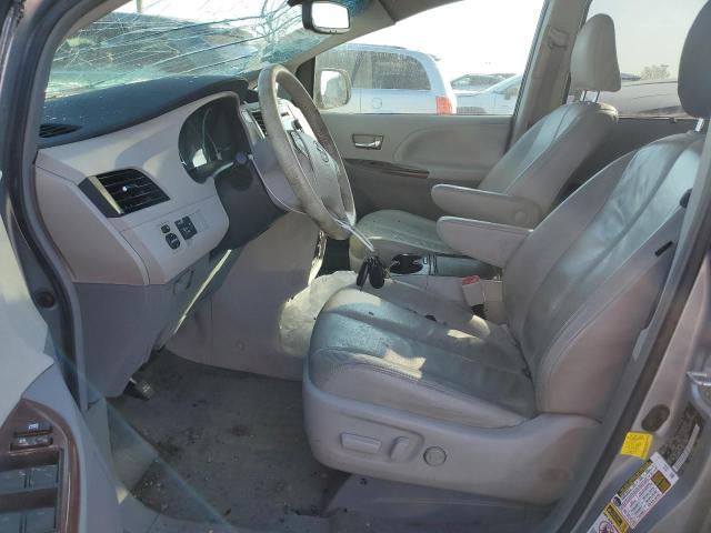 Photo 7 from auction – 2012 TOYOTA SIENNA XLE with VIN 5TDYK3DCXCS199210