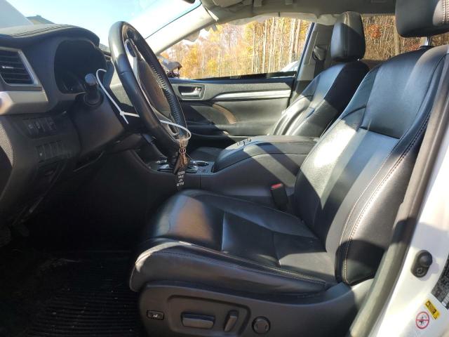 Photo 7 from auction – 2018 TOYOTA HIGHLANDER with VIN 5TDJZRFH9JS885311