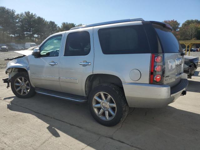 Photo 2 from auction – 2011 GMC YUKON DENA with VIN 1GKS2EEF5BR338669
