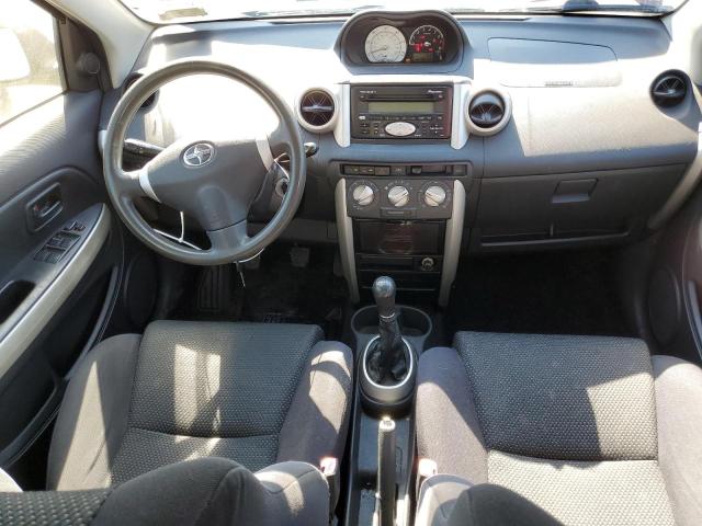 Photo 8 from auction – 2005 TOYOTA SCION XA with VIN JTKKT624X50115823