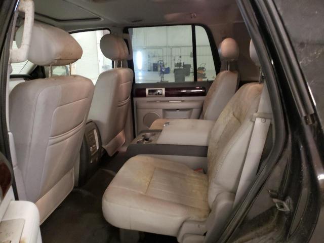 Photo 11 from auction – 2005 LINCOLN NAVIGATOR with VIN 5LMFU28545LJ00627