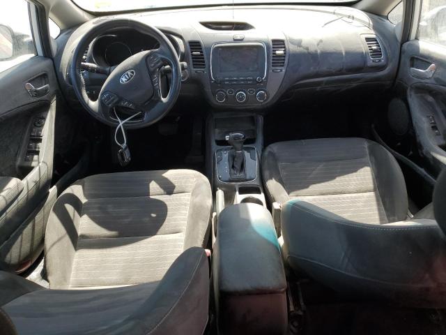 Photo 8 from auction – 2017 KIA FORTE LX with VIN 3KPFL4A72HE114900