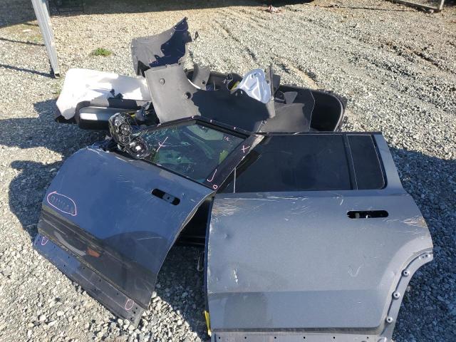 Photo 13 from auction – 2023 RIVIAN R1S ADVENT with VIN 7PDSGABA2PN011426